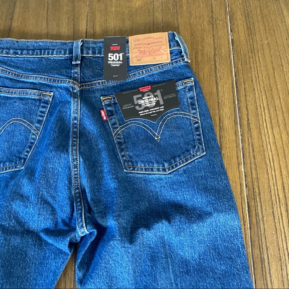 Levi’s 501 high rise cropped straight jeans - Picture 7 of 11